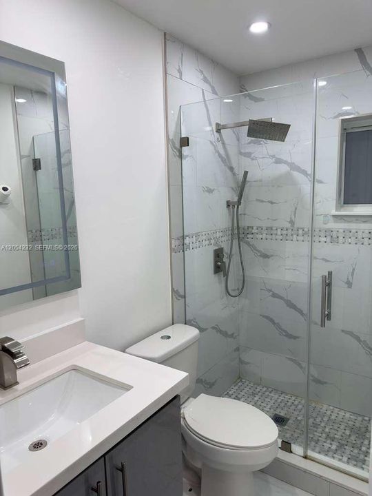 For Rent: $2,600 (2 beds, 1 baths, 2165 Square Feet)