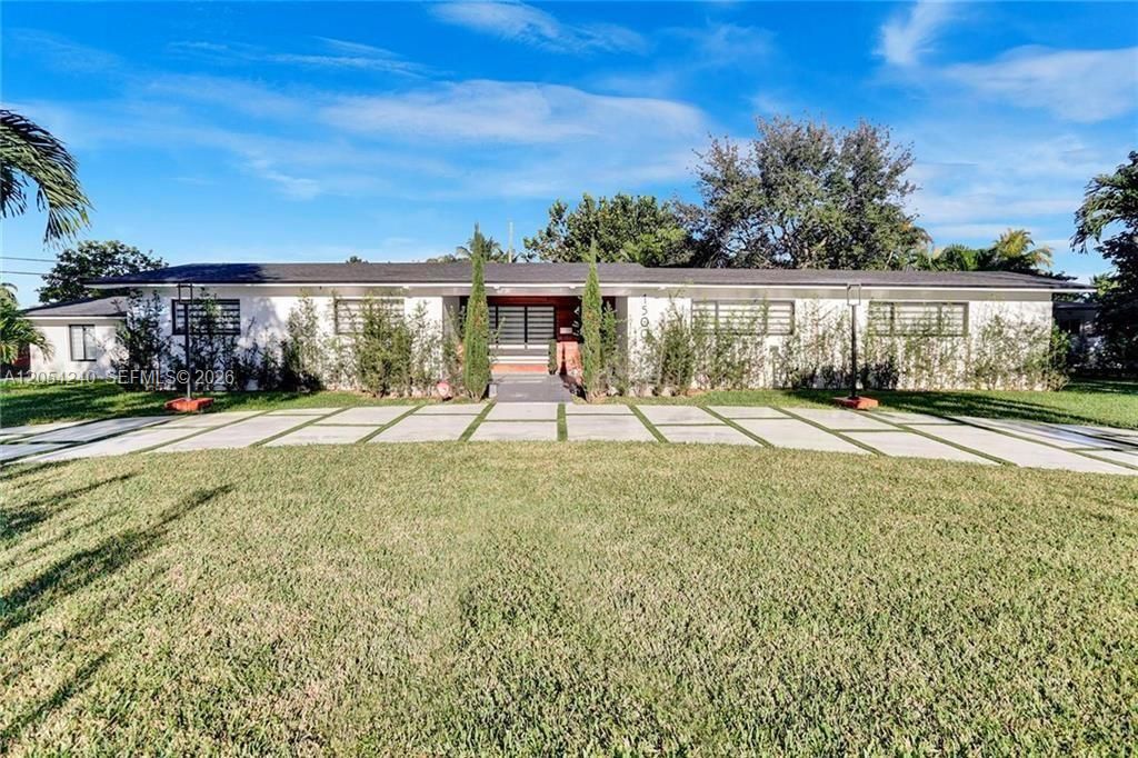 En Venta: $765,500 (3 camas, 2 baños, 1754 Pies cuadrados)