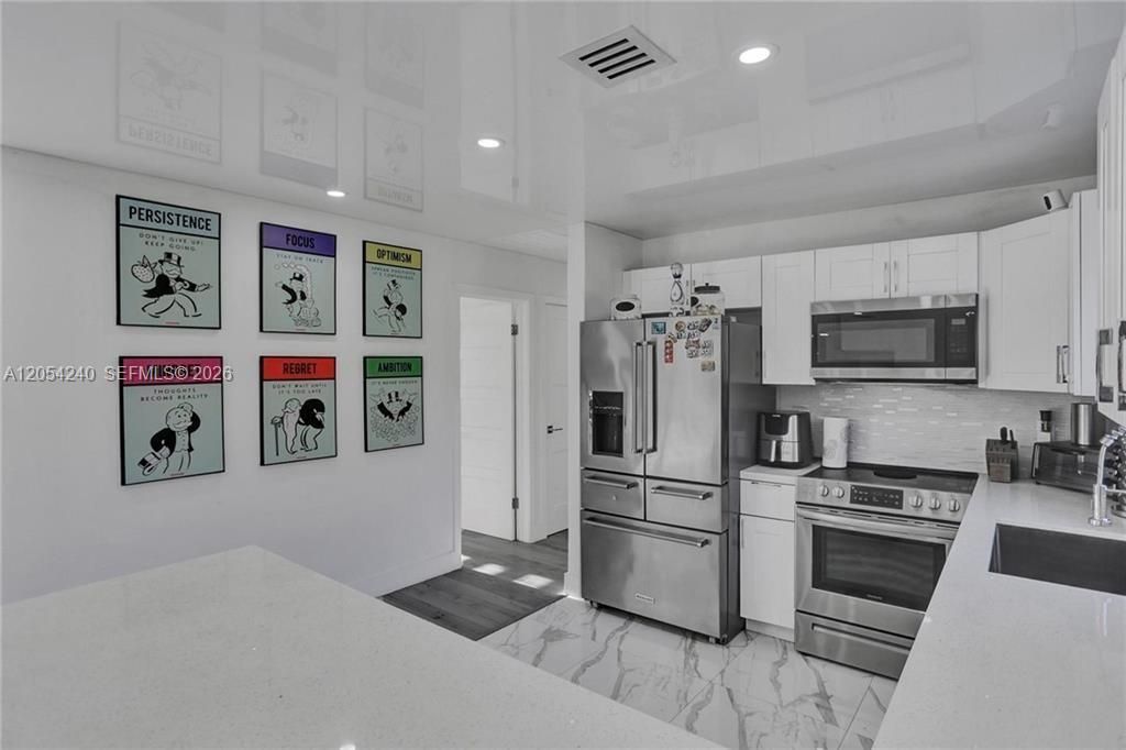En Venta: $765,500 (3 camas, 2 baños, 1754 Pies cuadrados)
