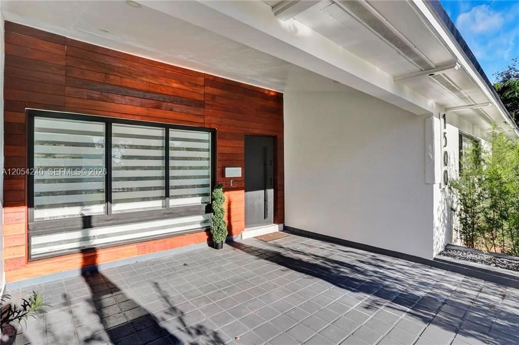 En Venta: $765,500 (3 camas, 2 baños, 1754 Pies cuadrados)