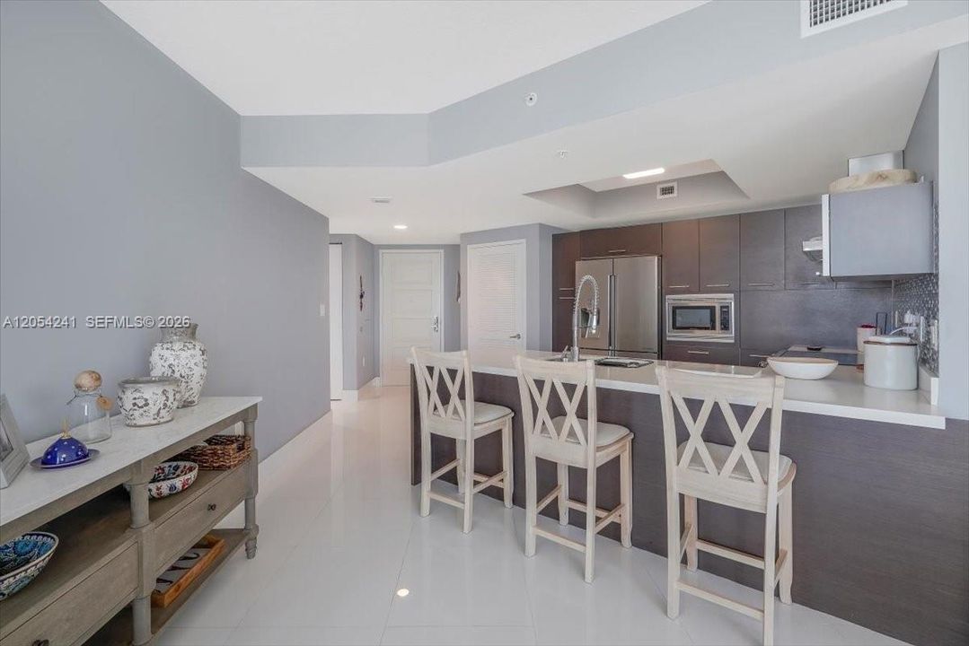 En Venta: $900,000 (3 camas, 2 baños, 1461 Pies cuadrados)