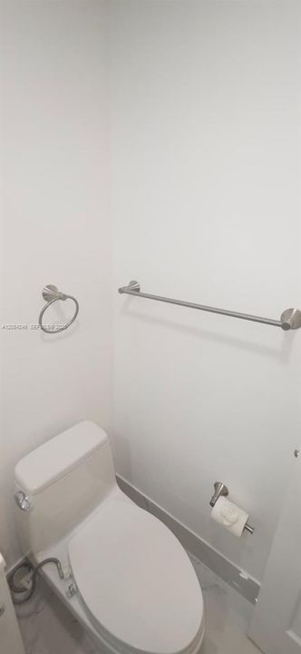 For Rent: $2,000 (1 beds, 1 baths, 451 Square Feet)