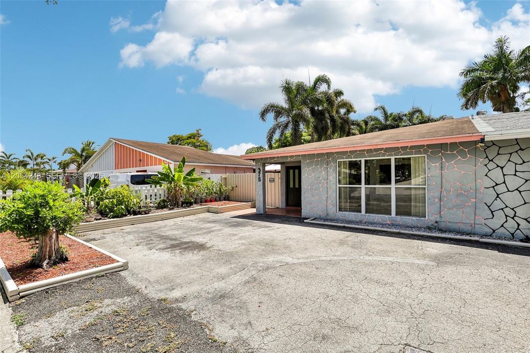 En Venta: $359,999 (2 camas, 2 baños, 1174 Pies cuadrados)
