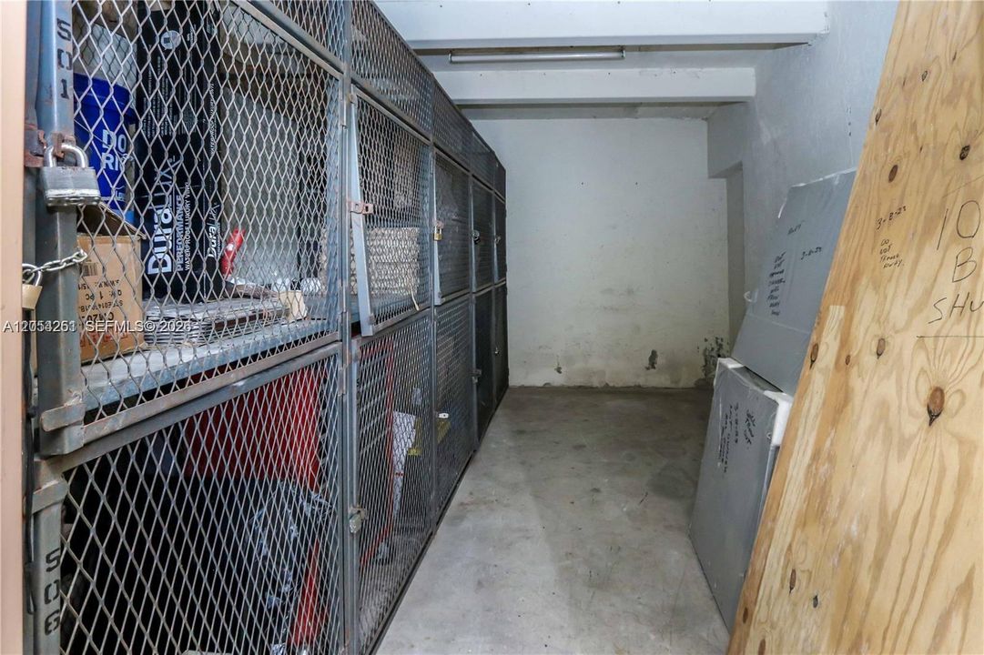 En Venta: $335,000 (2 camas, 2 baños, 1200 Pies cuadrados)