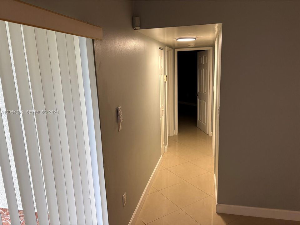 В аренду: $2,450 (2 спален, 2 ванн, 1126 Квадратных фут)