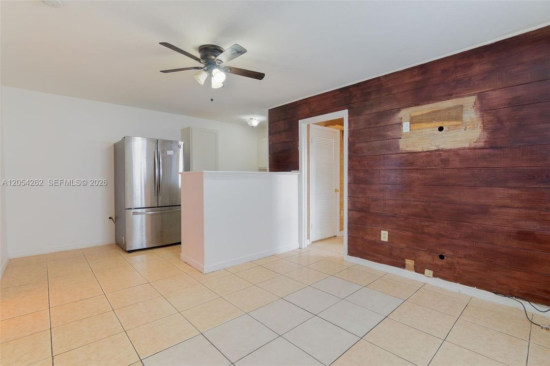 En Venta: $449,000 (0 camas, 0 baños, 1258 Pies cuadrados)
