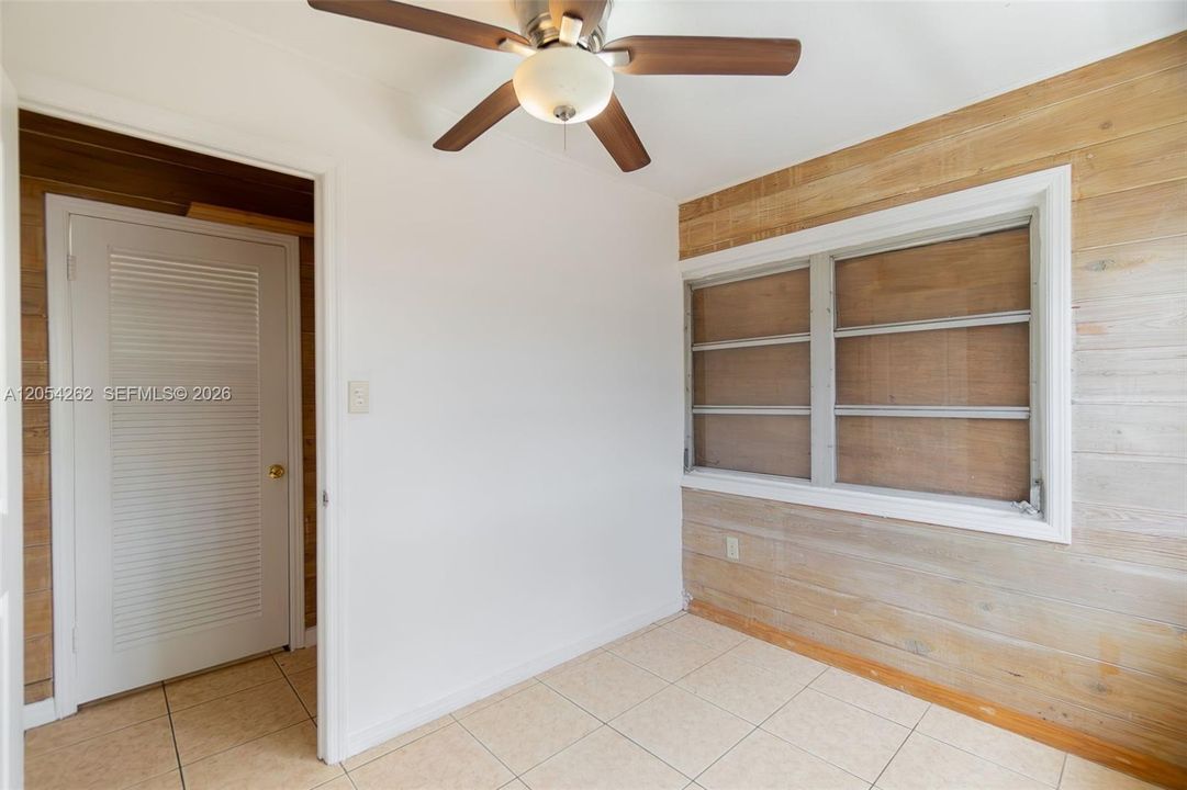 En Venta: $449,000 (0 camas, 0 baños, 1258 Pies cuadrados)