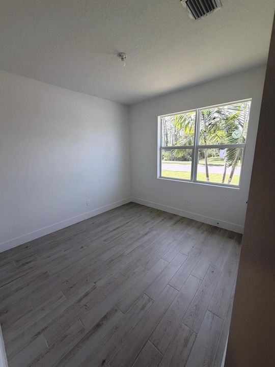 Lot 16 bedroom 2