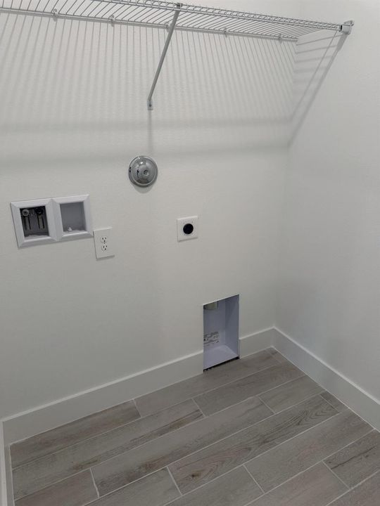 Lot 16 laundry room