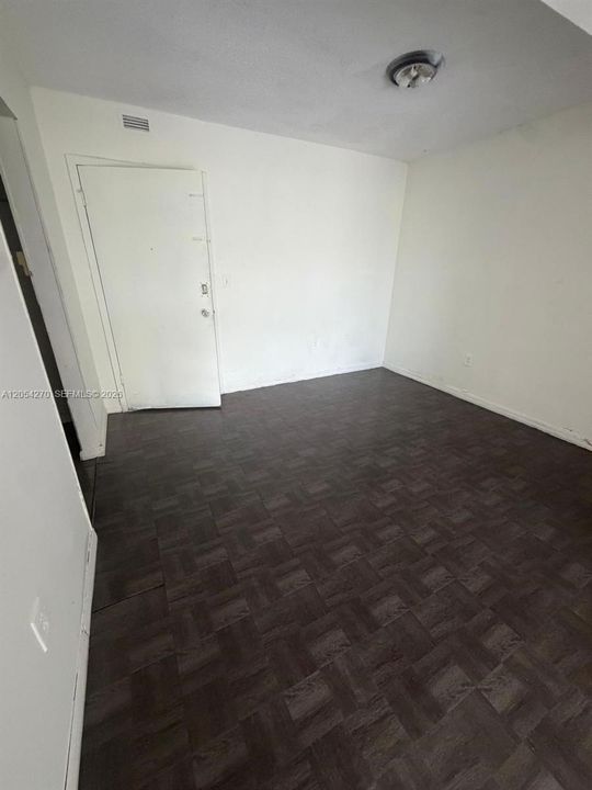 En Venta: $165,000 (2 camas, 2 baños, 1050 Pies cuadrados)
