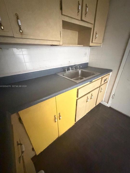 En Venta: $165,000 (2 camas, 2 baños, 1050 Pies cuadrados)