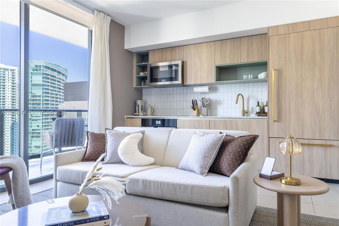В аренду: $5,500 (2 спален, 2 ванн, 907 Квадратных фут)