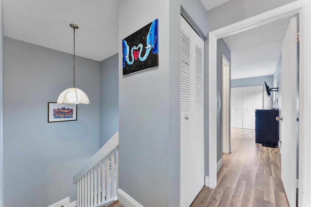 25-2562 NW 99th_025
