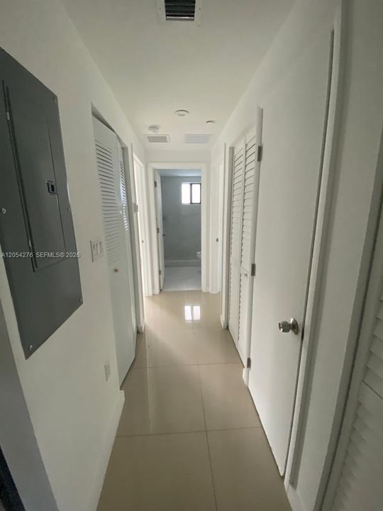 В аренду: $2,650 (3 спален, 2 ванн, 1240 Квадратных фут)