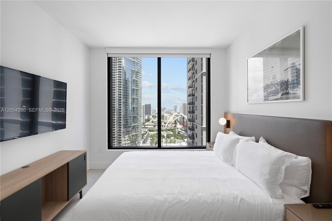 For Sale: $1,225,000 (3 beds, 2 baths, 1246 Square Feet)
