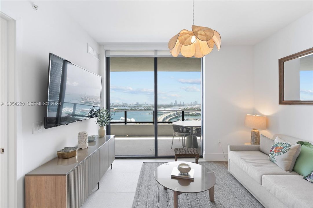 For Sale: $1,225,000 (3 beds, 2 baths, 1246 Square Feet)