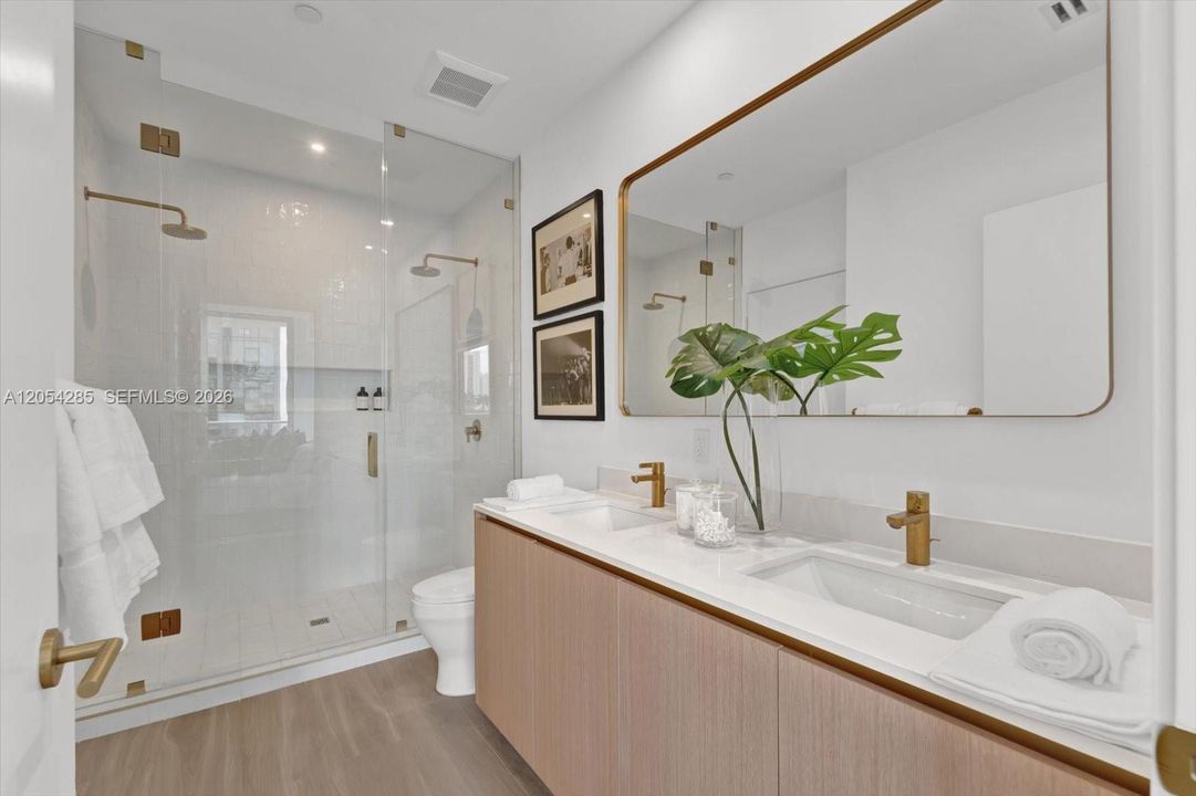 En Venta: $878,900 (1 camas, 1 baños, 598 Pies cuadrados)