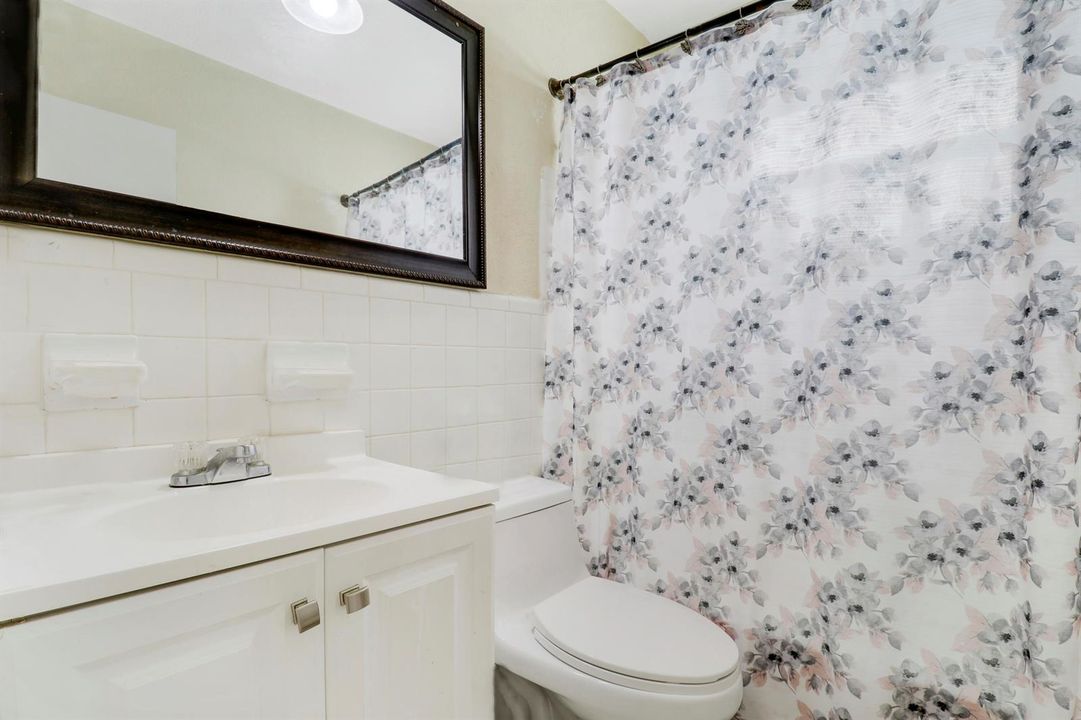 BATH1