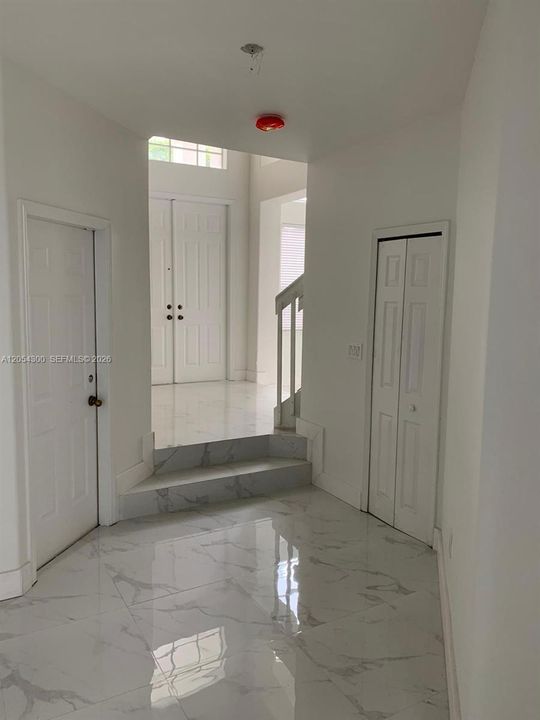 В аренду: $3,700 (3 спален, 2 ванн, 2250 Квадратных фут)