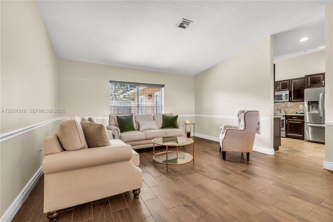 For Sale: $735,000 (3 beds, 2 baths, 1753 Square Feet)