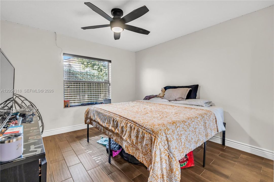 For Sale: $735,000 (3 beds, 2 baths, 1753 Square Feet)