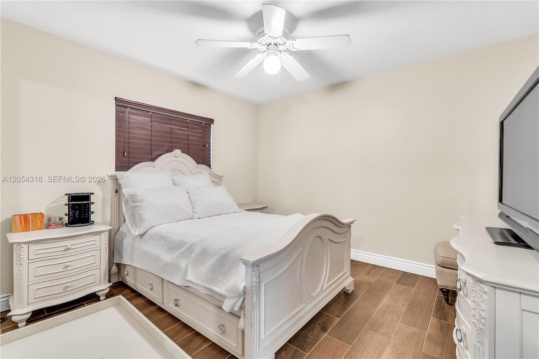 For Sale: $735,000 (3 beds, 2 baths, 1753 Square Feet)