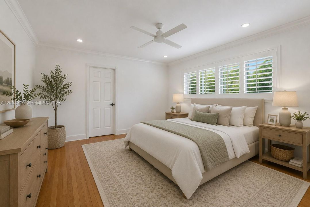 Very Large Master Suite (virtually staged)
