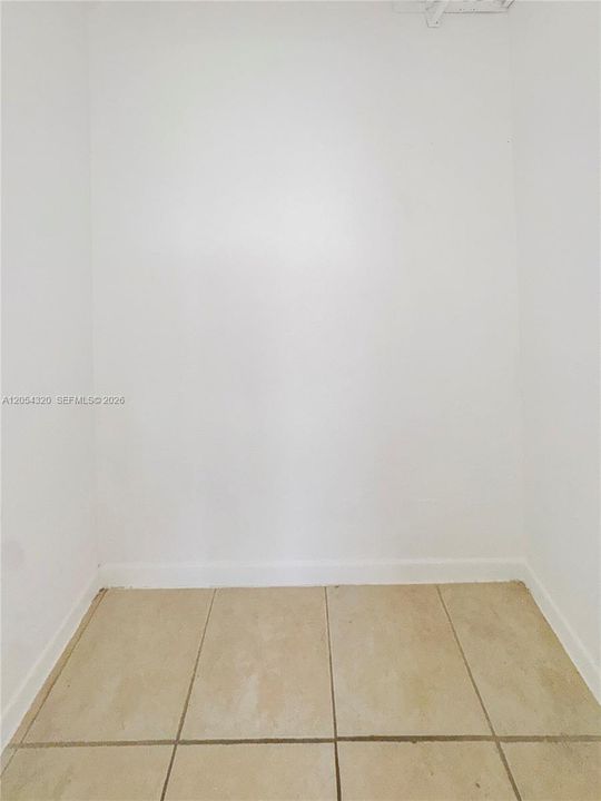En Renta: $1,600 (2 camas, 1 baños, 750 Pies cuadrados)