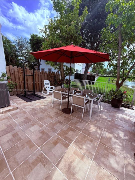 For Sale: $679,900 (3 beds, 2 baths, 1531 Square Feet)