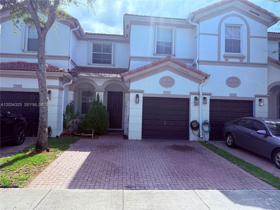 For Sale: $679,900 (3 beds, 2 baths, 1531 Square Feet)