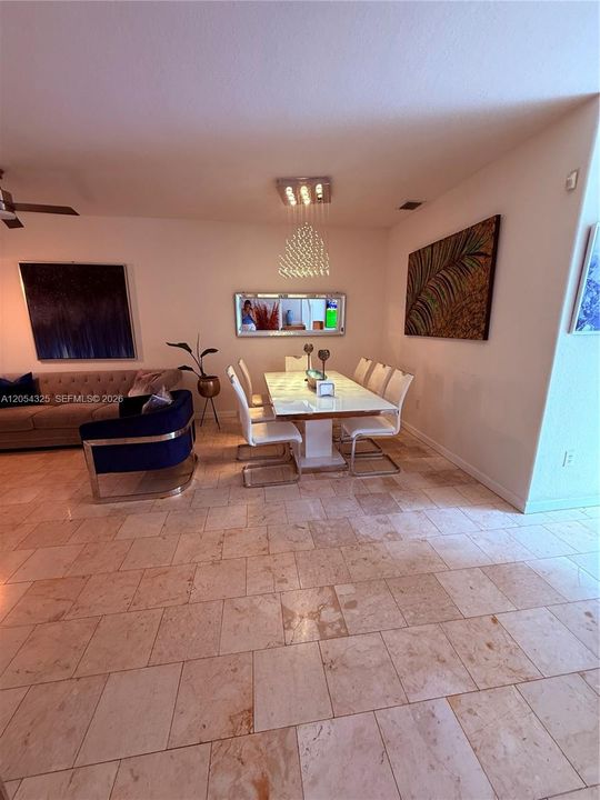For Sale: $679,900 (3 beds, 2 baths, 1531 Square Feet)