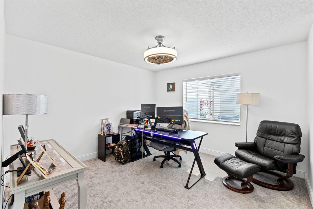 27-web-or-mls-A7404085