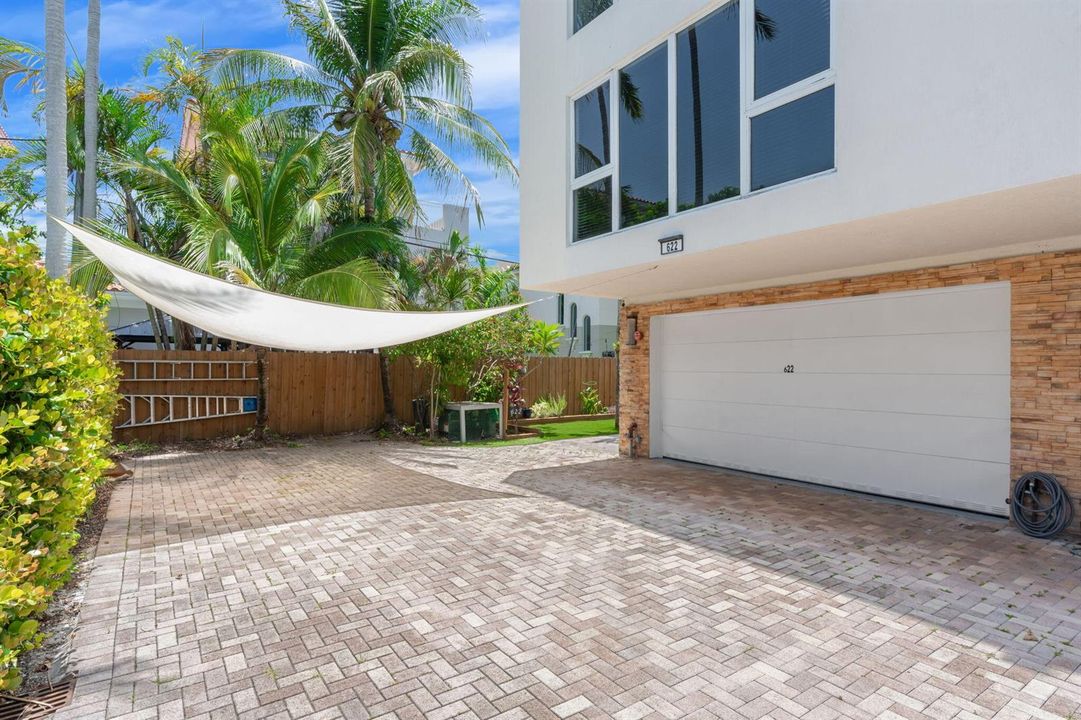40-web-or-mls-622 NE 10th Ave Fort Laude