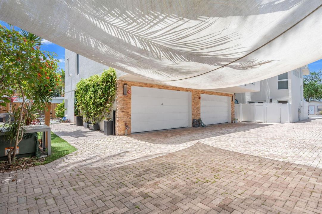 39-web-or-mls-622 NE 10th Ave Fort Laude