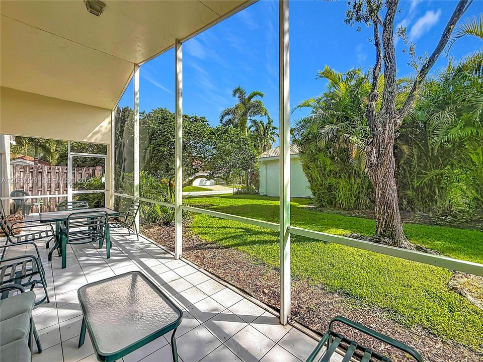 For Sale: $398,900 (3 beds, 2 baths, 2144 Square Feet)