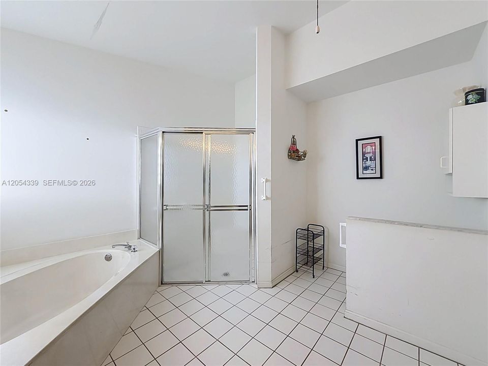 For Sale: $398,900 (3 beds, 2 baths, 2144 Square Feet)