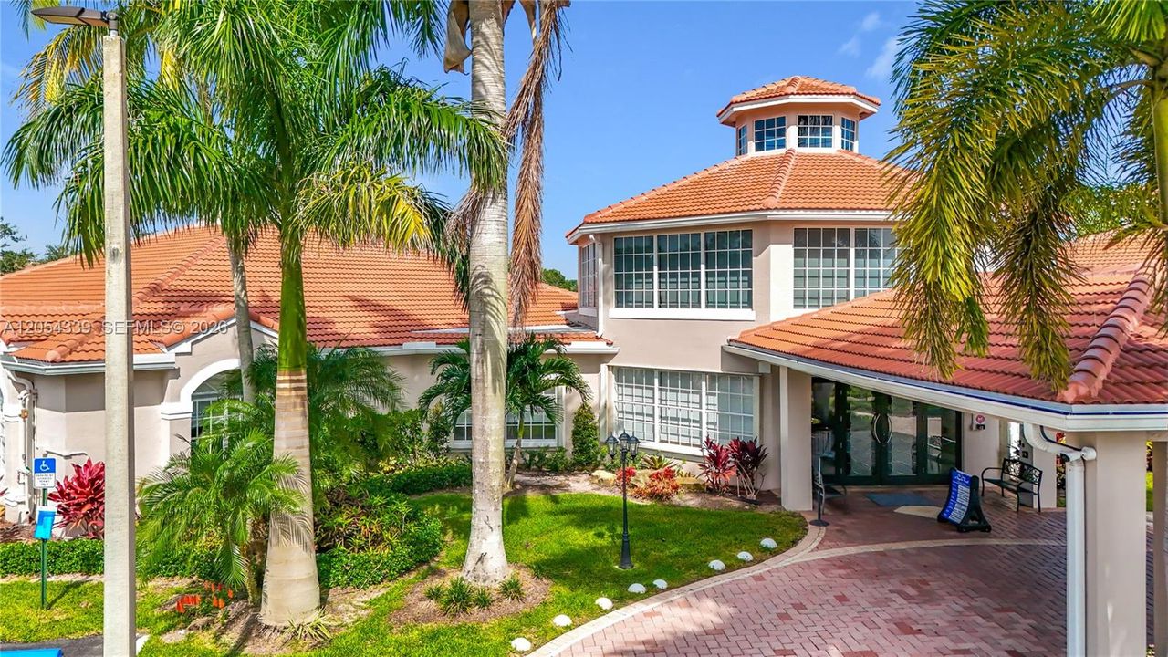 For Sale: $398,900 (3 beds, 2 baths, 2144 Square Feet)