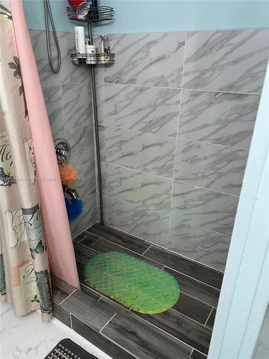 На продажу: $179,999 (4 спален, 3 ванн, 0 Квадратных фут)