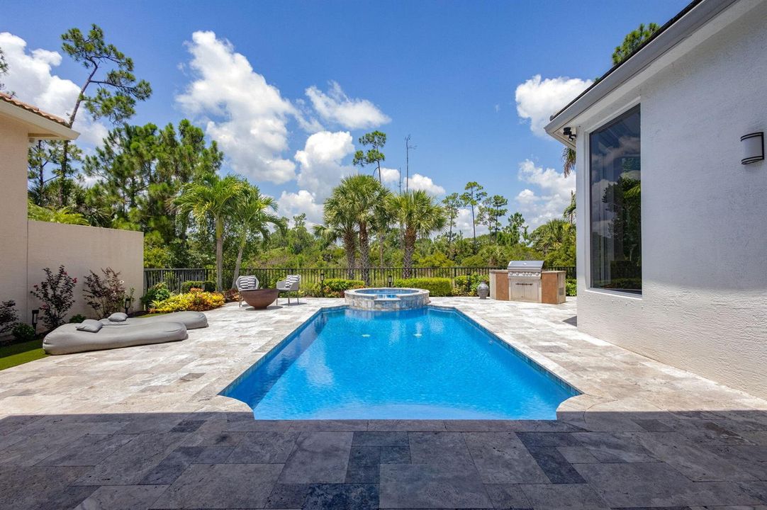 Redone Pool