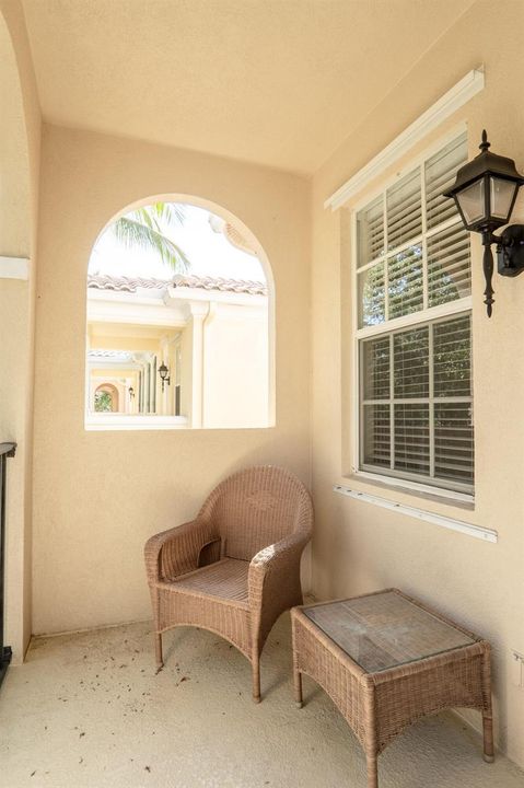 0007-JDS00699-HDR