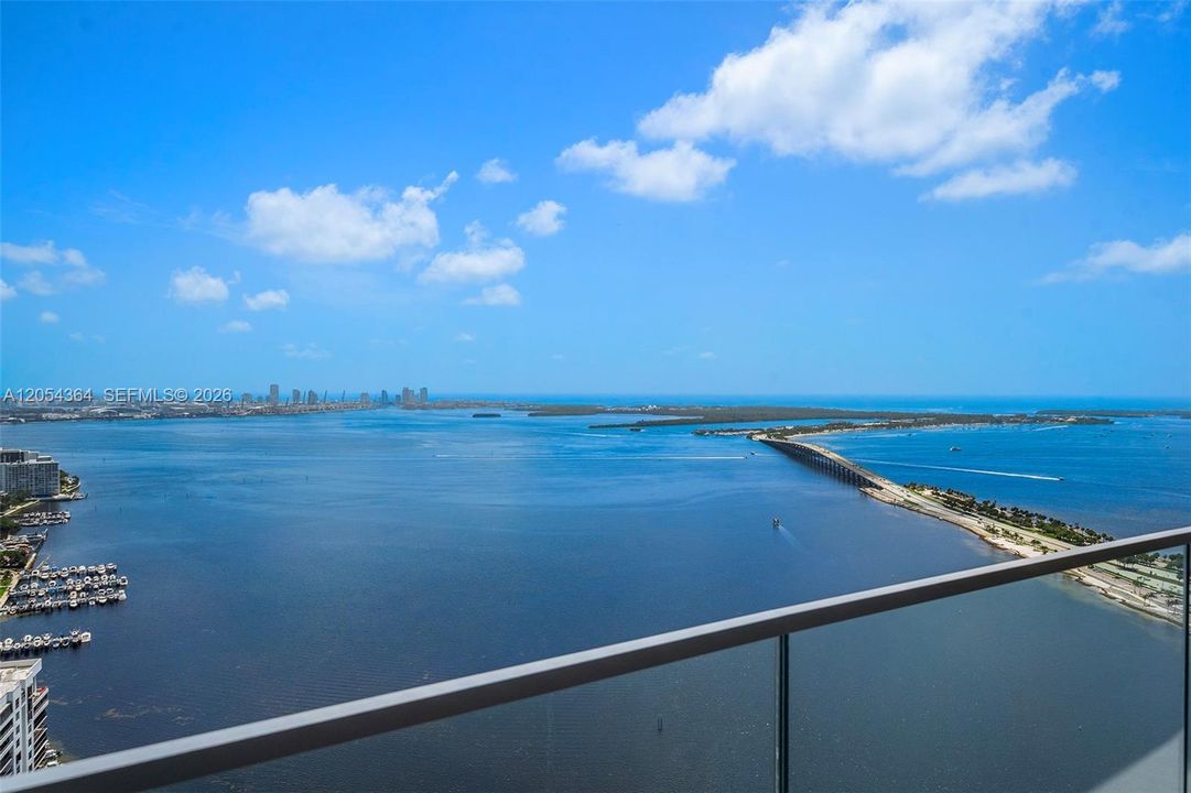 For Sale: $10,200,000 (5 beds, 5 baths, 4725 Square Feet)