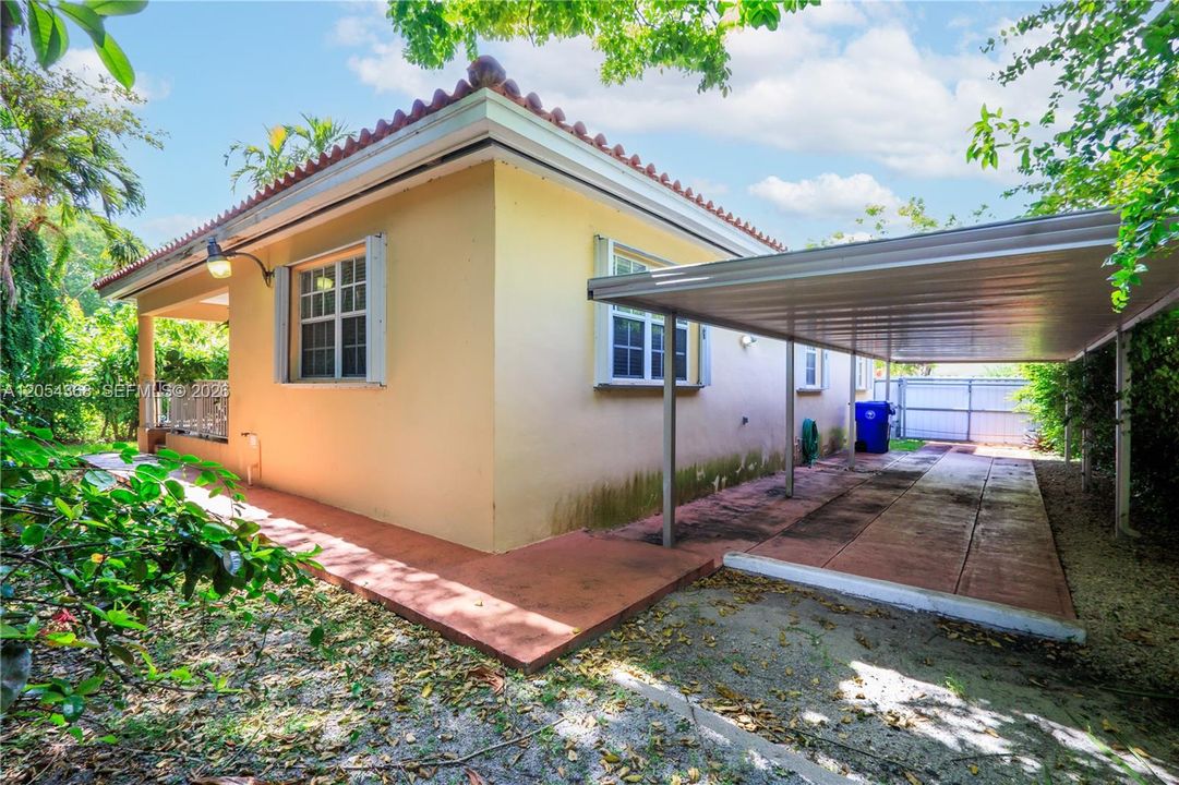 На продажу: $890,000 (3 спален, 2 ванн, 1540 Квадратных фут)