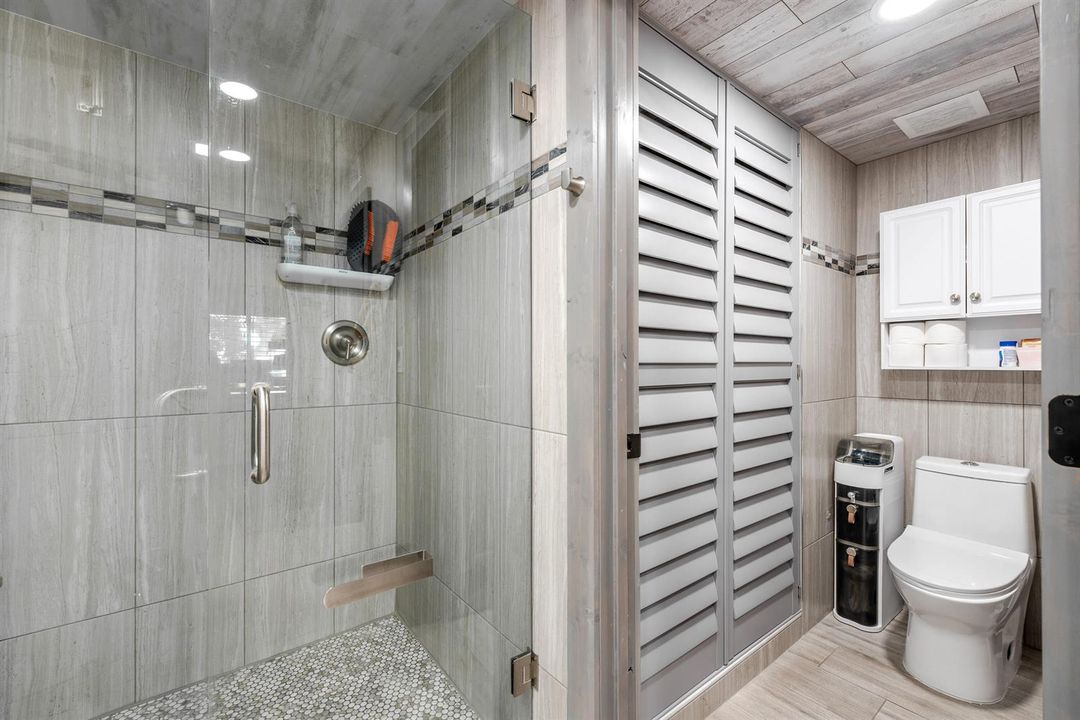 7418VictoryLane#9805-15