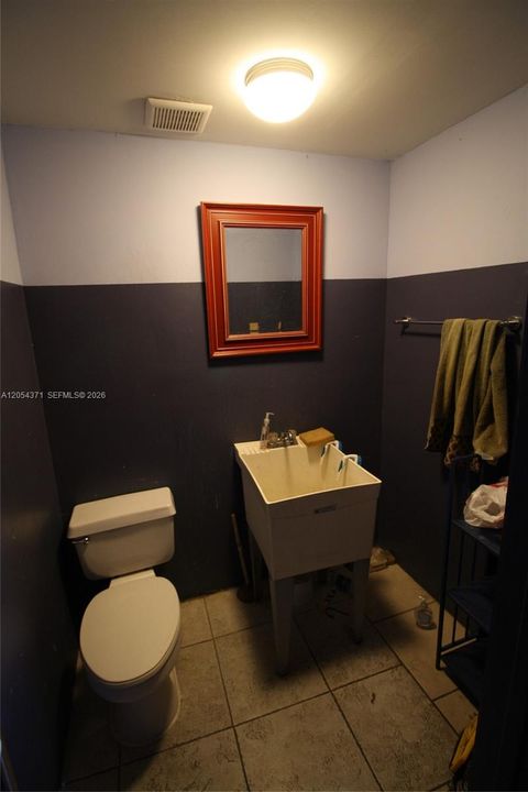 В аренду: $8,500 (0 спален, 0 ванн, 0 Квадратных фут)