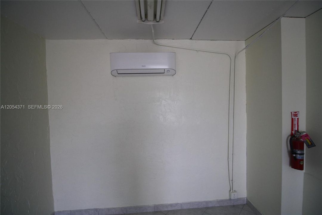 В аренду: $8,500 (0 спален, 0 ванн, 0 Квадратных фут)