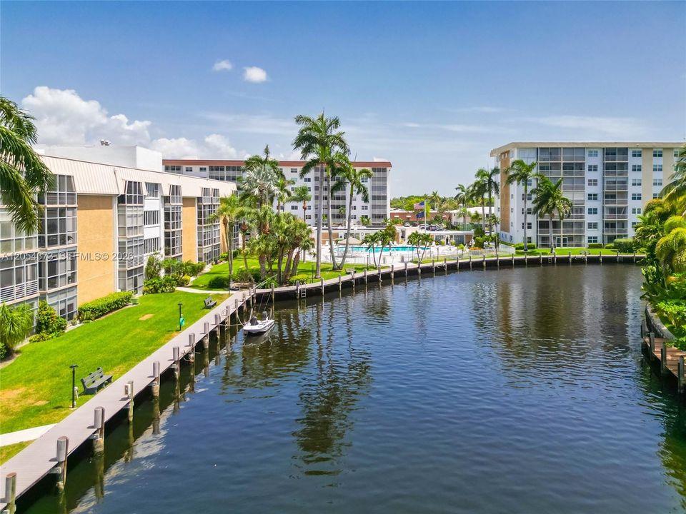 For Rent: $1,750 (1 beds, 1 baths, 600 Square Feet)