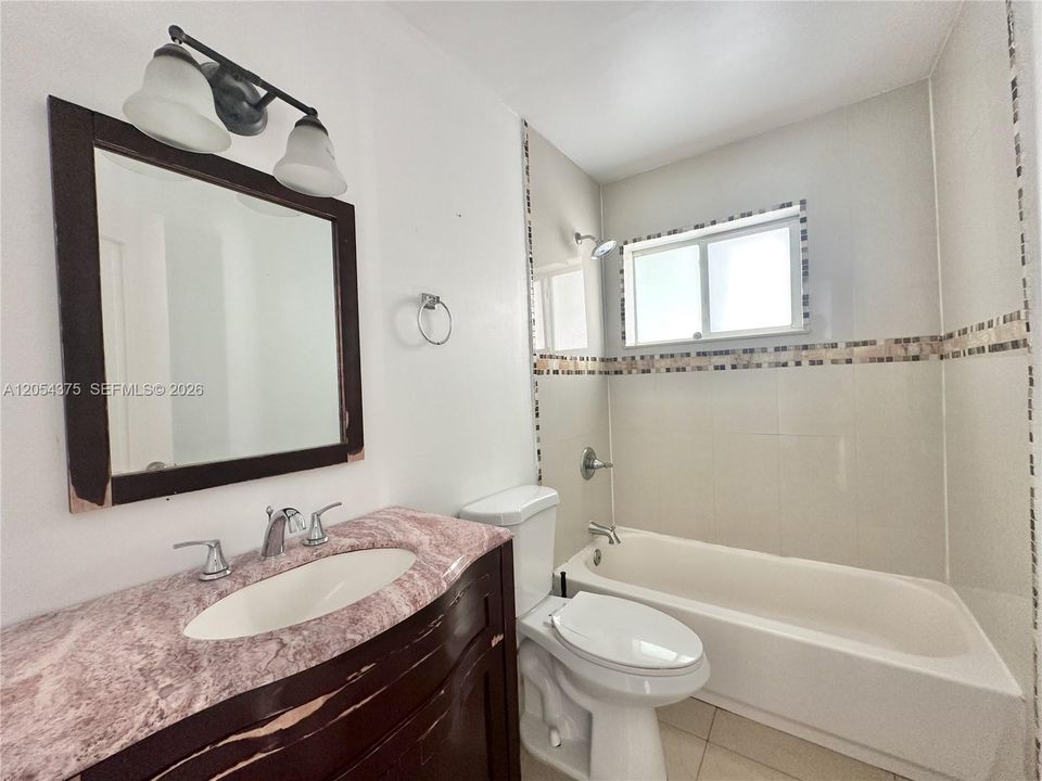 En Renta: $2,500 (3 camas, 2 baños, 1195 Pies cuadrados)