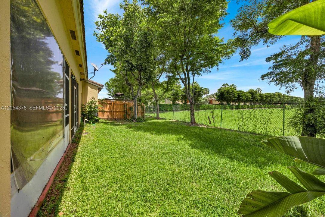 En Venta: $310,000 (2 camas, 2 baños, 1057 Pies cuadrados)