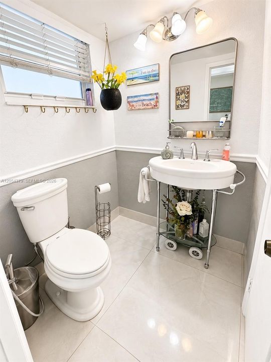 В аренду: $2,150 (1 спален, 1 ванн, 817 Квадратных фут)