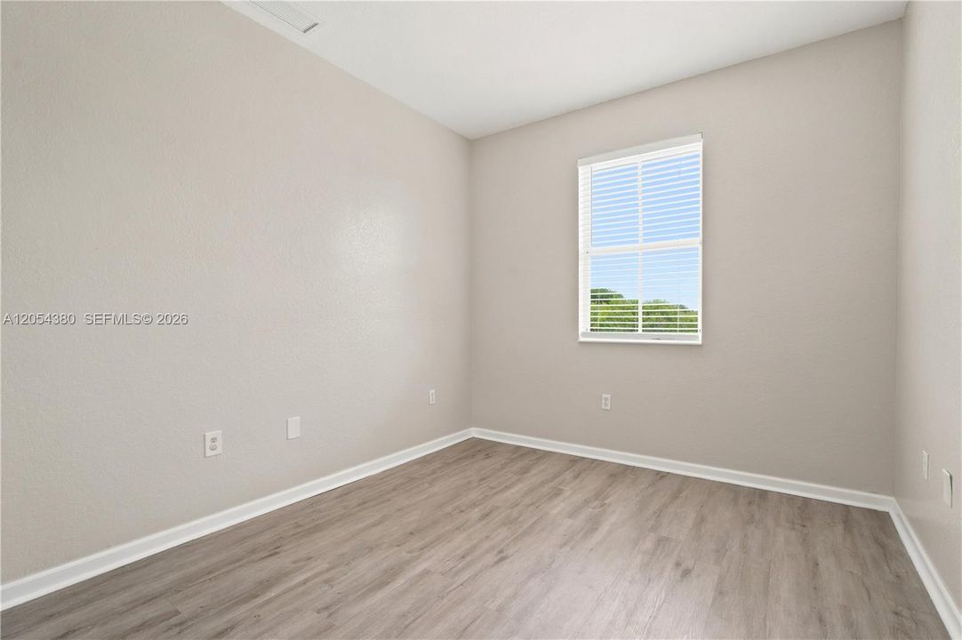 For Sale: $490,000 (3 beds, 2 baths, 1610 Square Feet)